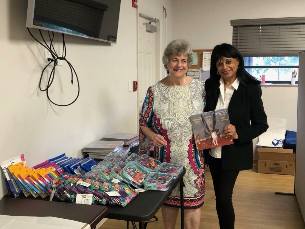 L: Sheila Firestone & Jo Jo Harder at gift table