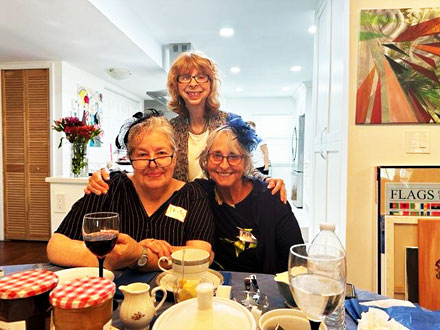 Phyllis Elrich, Molly Greenspan, Back: Fran Mann-Goodman